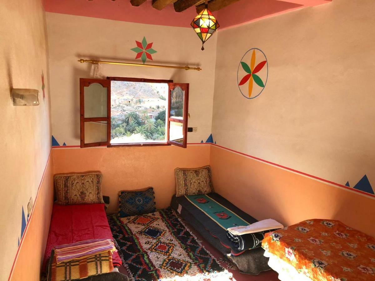 Amtoudi Aventure Apartment Id Aissa Ngoại thất bức ảnh